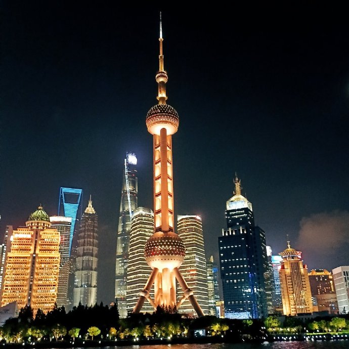 上海，繁华魅力之都，心动邂逅之旅