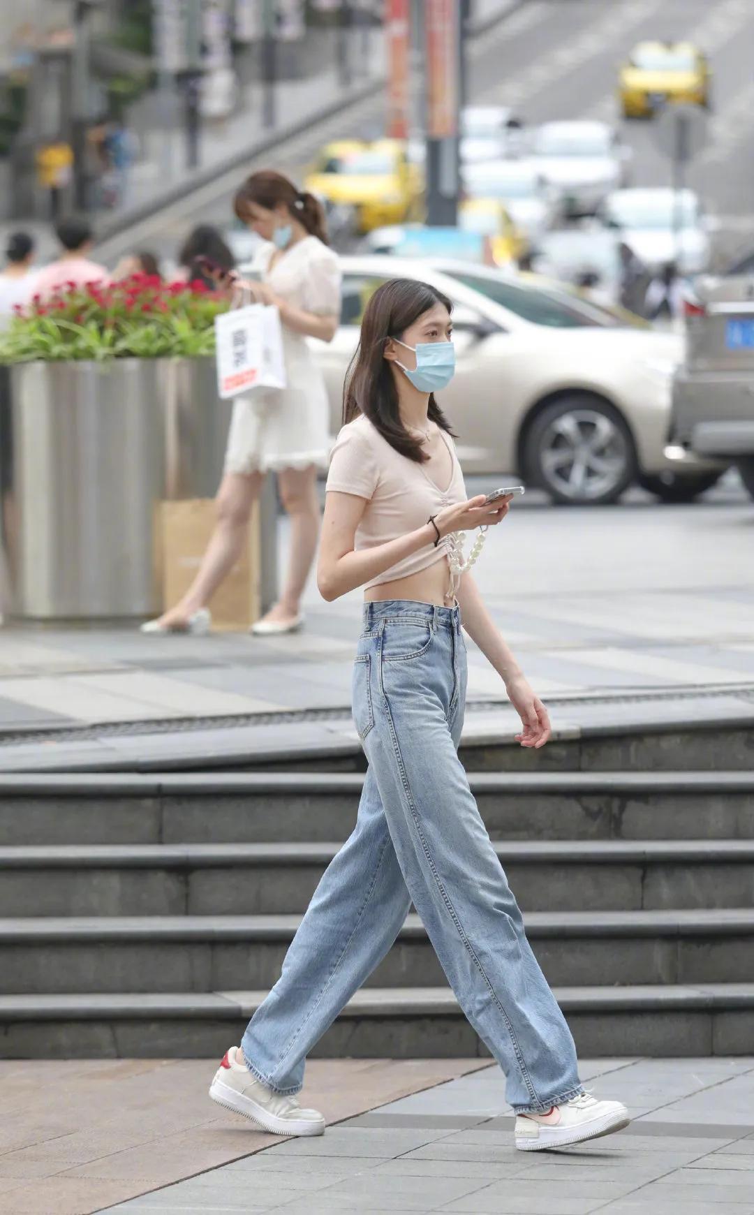 重庆智造，前沿科技重塑生活新维度之旅